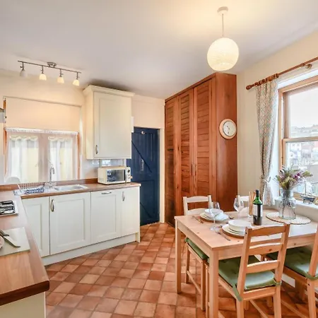 1 Bed In Oc-w204 *