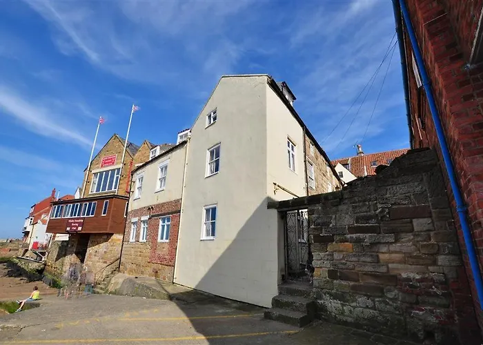 1 Bed In Oc-w204 Whitby